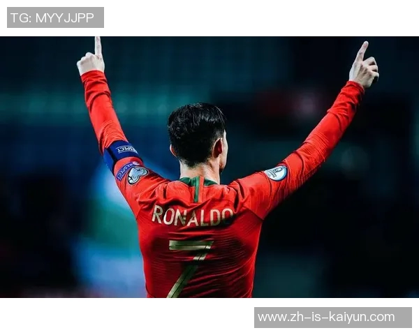 全球足坛十大传奇球星排名揭秘 每位都是历史级别的存在